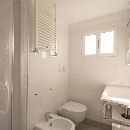 Apartment Pellegrino 75 Double Bedroom Rome