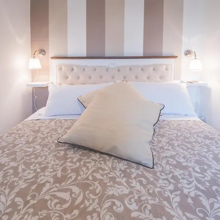 Pellegrino 75 Double Bedroom Apartment