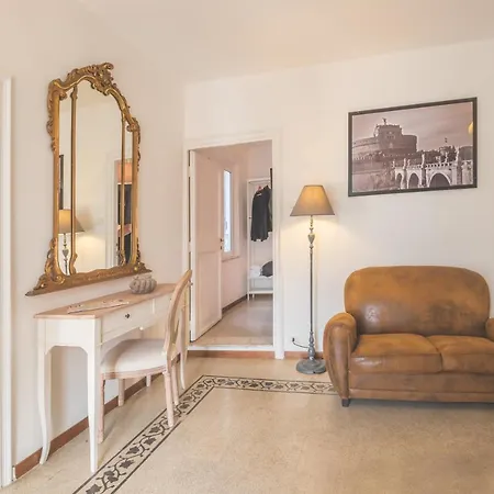 Pellegrino 75 Double Bedroom Rom